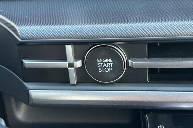 Photo of 2025 White Hyundai SANTA FE