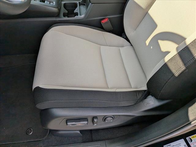 Photo of 2026 Crystal Black Pearl Honda CR-V