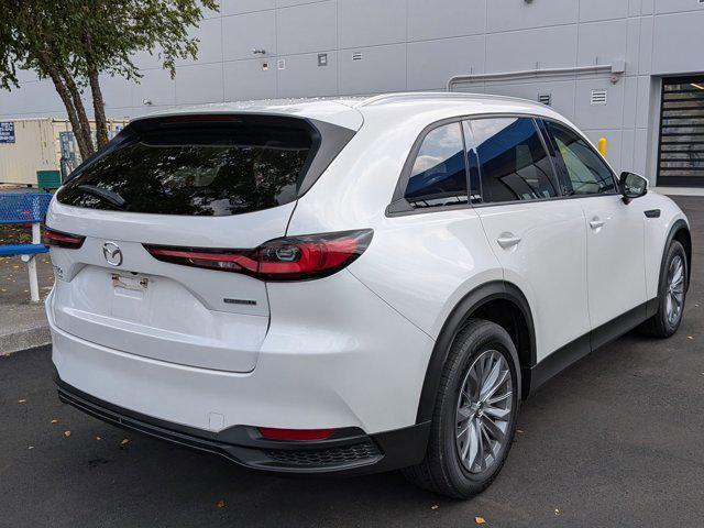 Photo of 2024 Rhodium White Premium Mazda CX-90