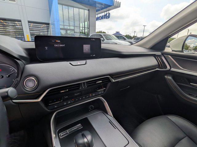Photo of 2024 Rhodium White Premium Mazda CX-90