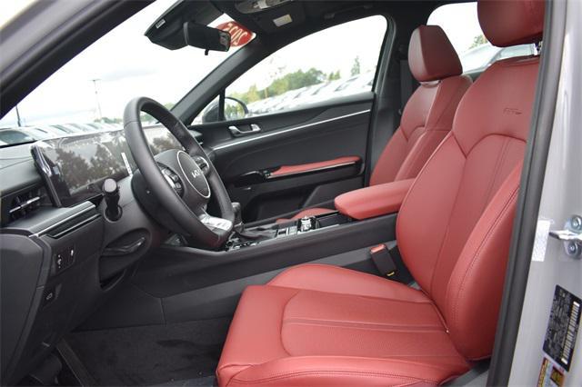 Photo of 2025 Wolf Gray Kia K5