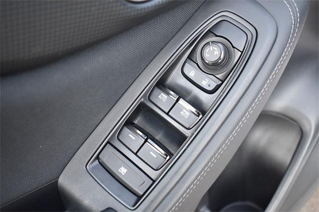 Photo of 2023 Ice Silver Metallic Subaru Forester