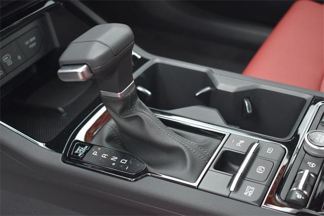 Photo of 2025 Wolf Gray Kia K5
