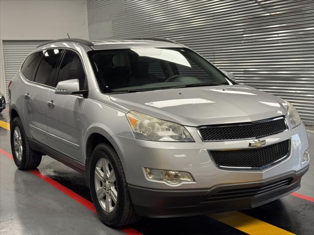 Photo of 2012 Silver Chevrolet Traverse