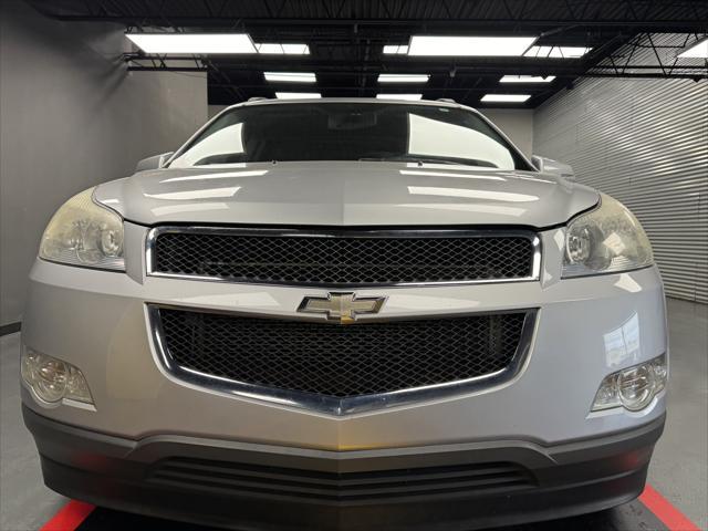 Photo of 2012 Silver Chevrolet Traverse