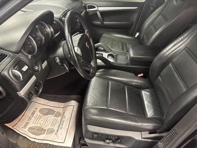 Photo of 2008 Black Porsche Cayenne