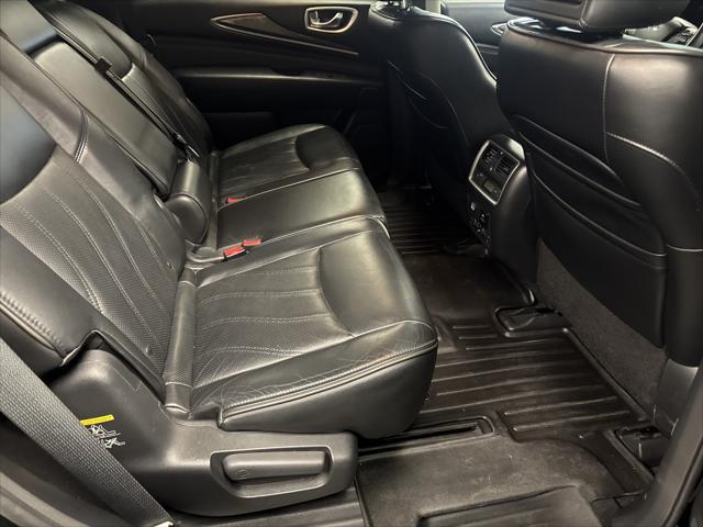 Photo of 2014 Black INFINITI QX60