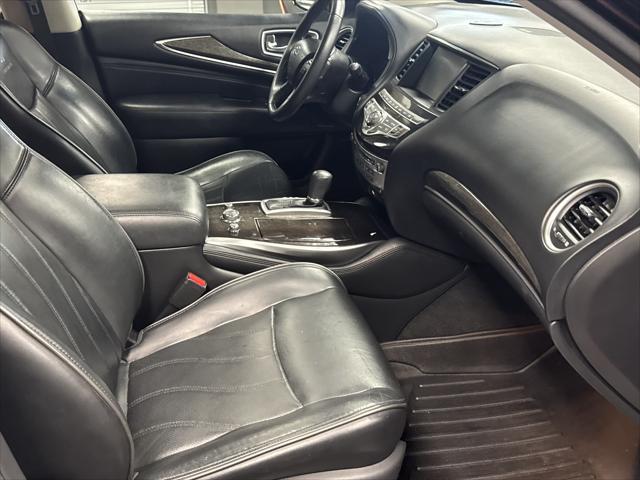 Photo of 2014 Black INFINITI QX60