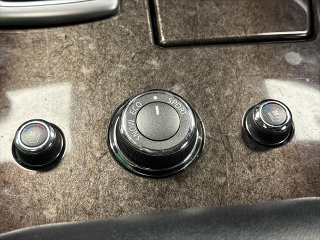 Photo of 2014 Black INFINITI QX60