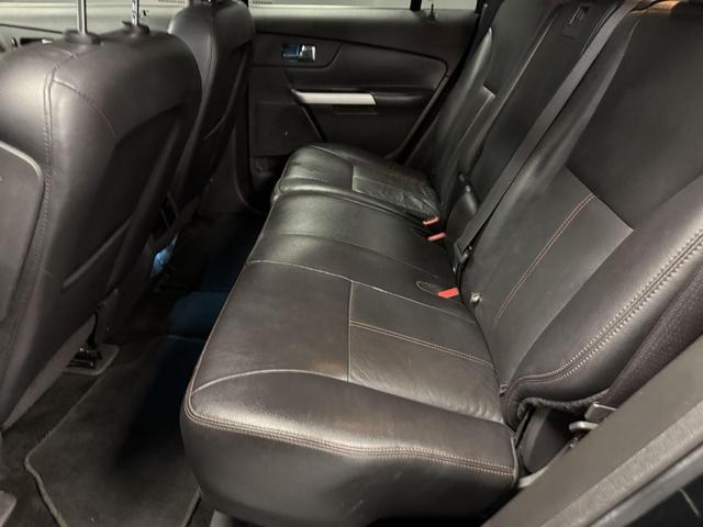 Photo of 2012 Black Ford Edge