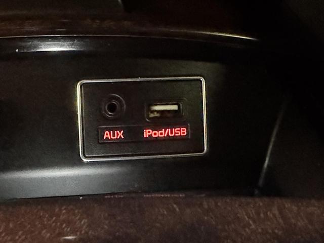 Photo of 2015 Silver Kia K900