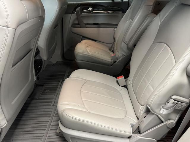 Photo of 2014 Gray Buick Enclave