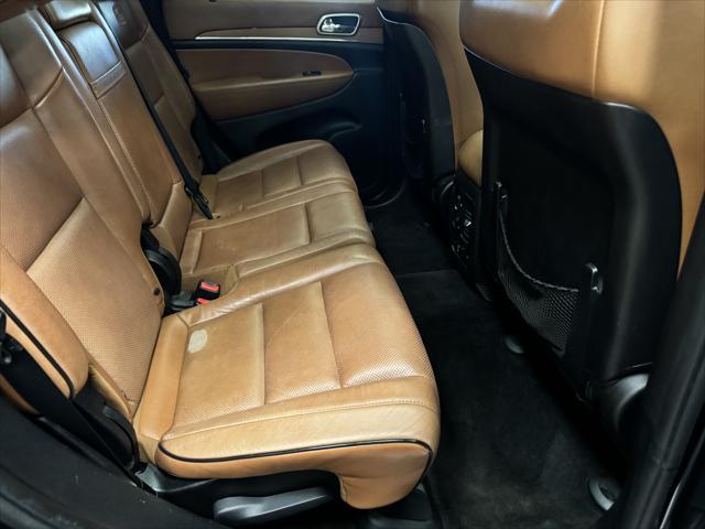 Photo of 2011 Black Jeep Grand Cherokee