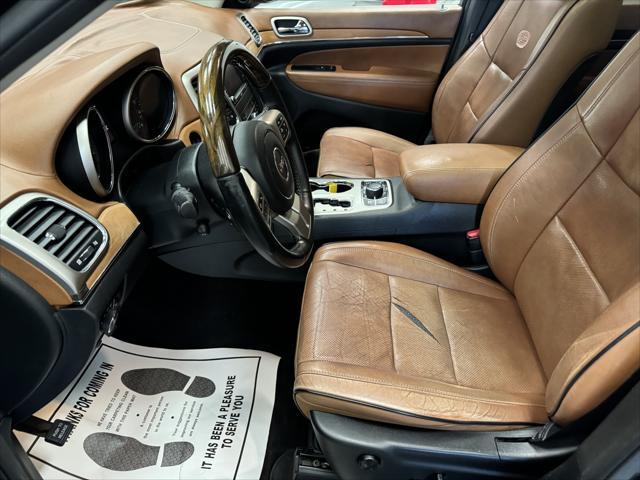 Photo of 2011 Black Jeep Grand Cherokee