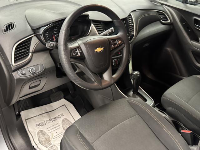 Photo of 2020 Gray Chevrolet Trax