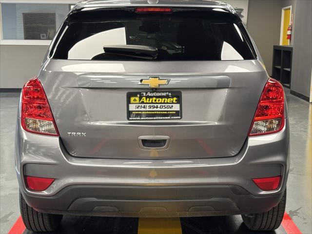 Photo of 2020 Gray Chevrolet Trax