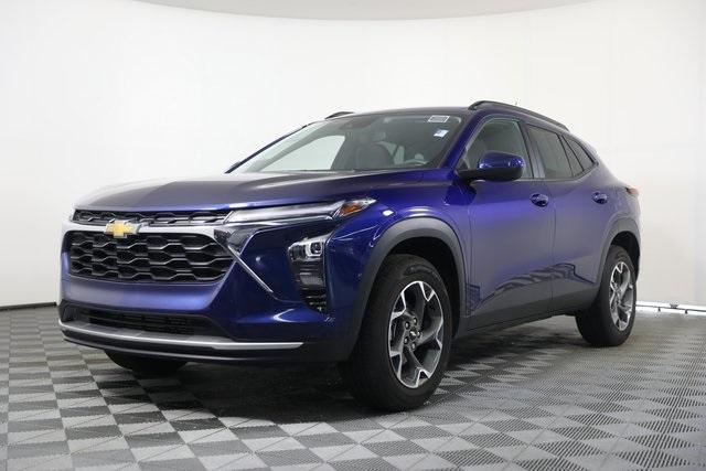 Photo of 2024 Blue Glow Metallic Chevrolet Trax