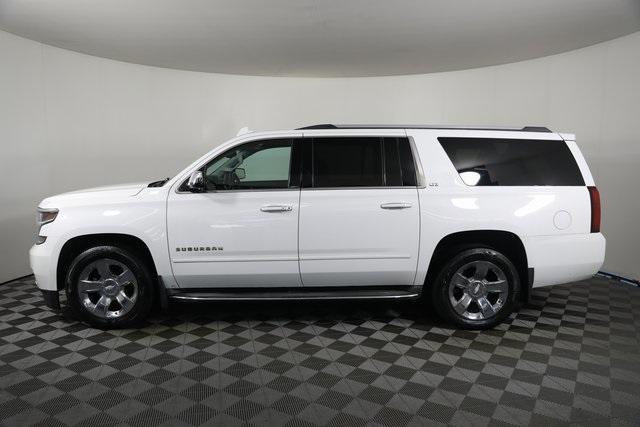 Photo of 2015 Summit White Chevrolet Suburban