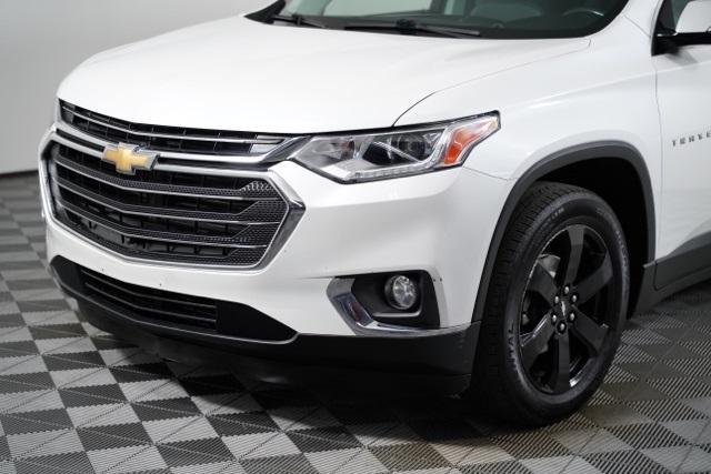Photo of 2018 Iridescent Pearl Tricoat Chevrolet Traverse