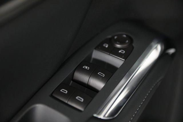 Photo of 2026 White Chevrolet Traverse