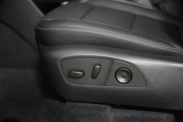 Photo of 2026 White Chevrolet Traverse