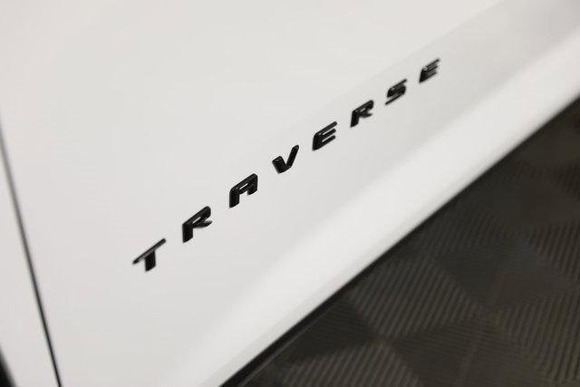 Photo of 2026 White Chevrolet Traverse