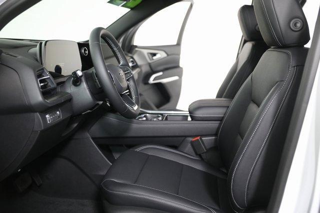 Photo of 2026 White Chevrolet Traverse