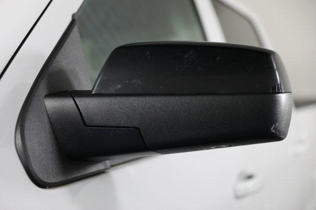 Photo of 2017 White GMC Sierra 1500