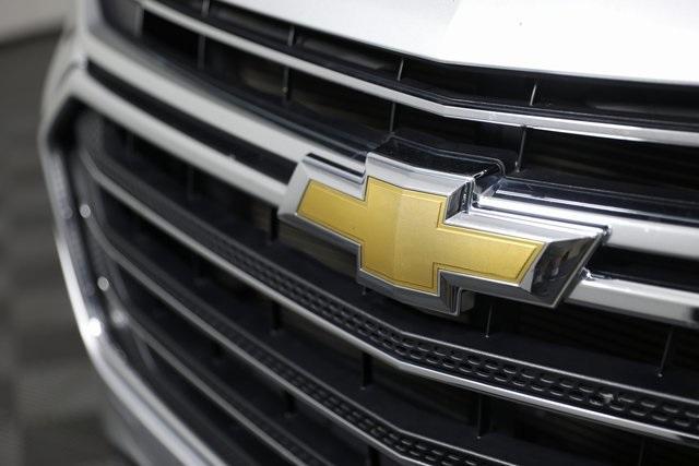 Photo of 2020 Silver Ice Metallic Chevrolet Traverse