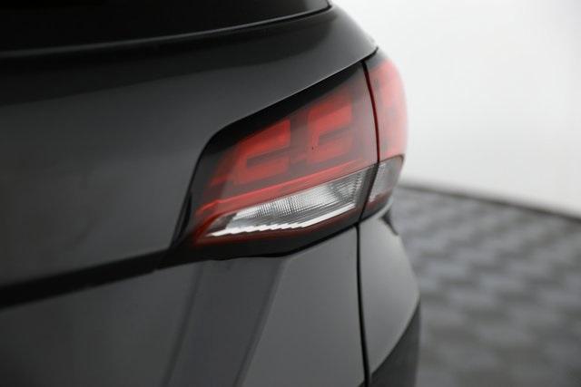 Photo of 2022 Mosaic Black Metallic Chevrolet Equinox