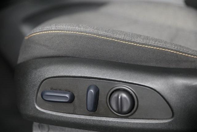 Photo of 2022 Mosaic Black Metallic Chevrolet Equinox