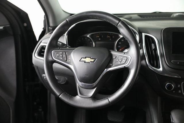 Photo of 2022 Mosaic Black Metallic Chevrolet Equinox