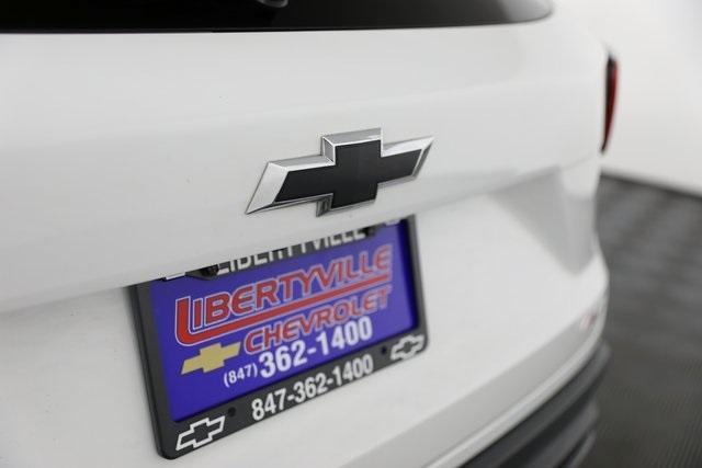 Photo of 2024 Summit White Chevrolet Trax