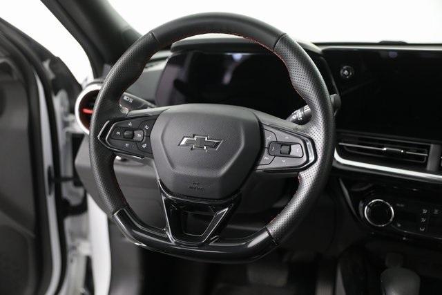 Photo of 2024 Summit White Chevrolet Trax