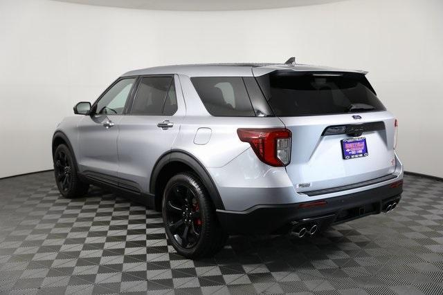 Photo of 2022 Iconic Silver Metallic Ford Explorer