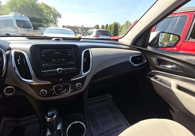 Photo of 2019 Summit White Chevrolet Equinox