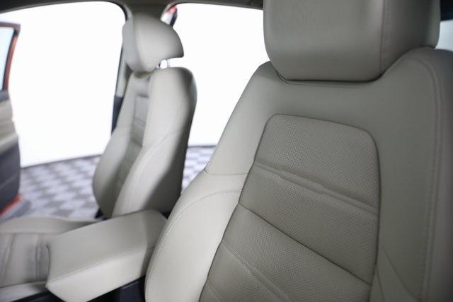 Photo of 2018 Basque Red Pearl II Honda CR-V
