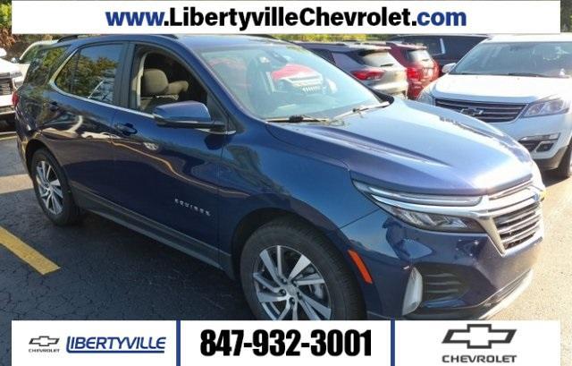 Photo of 2022 Blue Glow Metallic Chevrolet Equinox