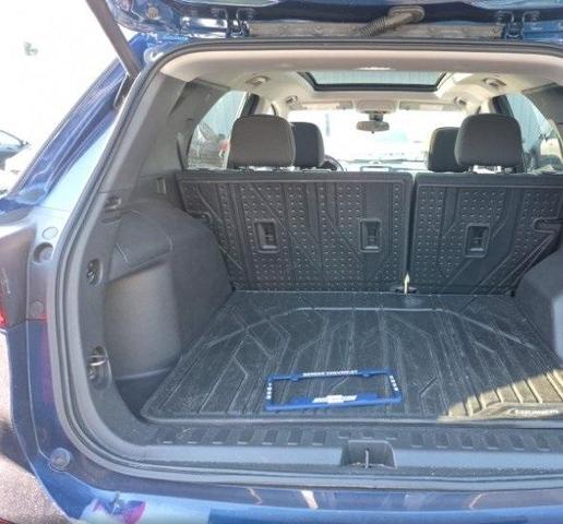 Photo of 2022 Blue Glow Metallic Chevrolet Equinox