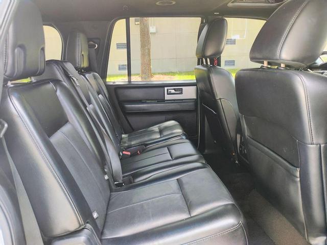 Photo of 2015 White Ford Expedition EL