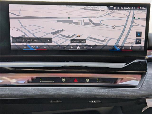 Photo of 2026 Alpine White BMW i5