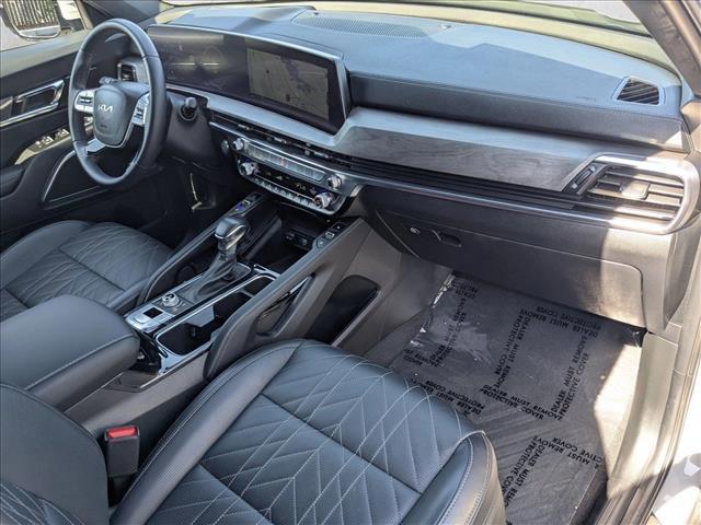 Photo of 2024 Wolf Gray Kia Telluride