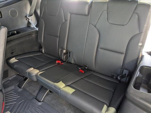 Photo of 2024 Wolf Gray Kia Telluride