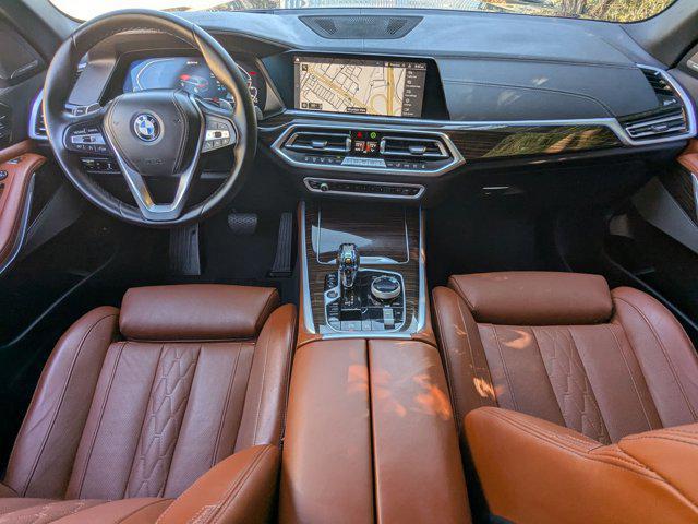Photo of 2023 Phytonic Blue Metallic BMW X5 PHEV