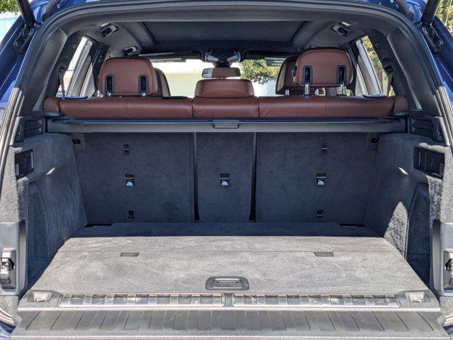 Photo of 2023 Phytonic Blue Metallic BMW X5 PHEV
