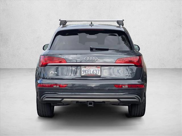 Photo of 2021 Manhattan Gray Metallic Audi Q5