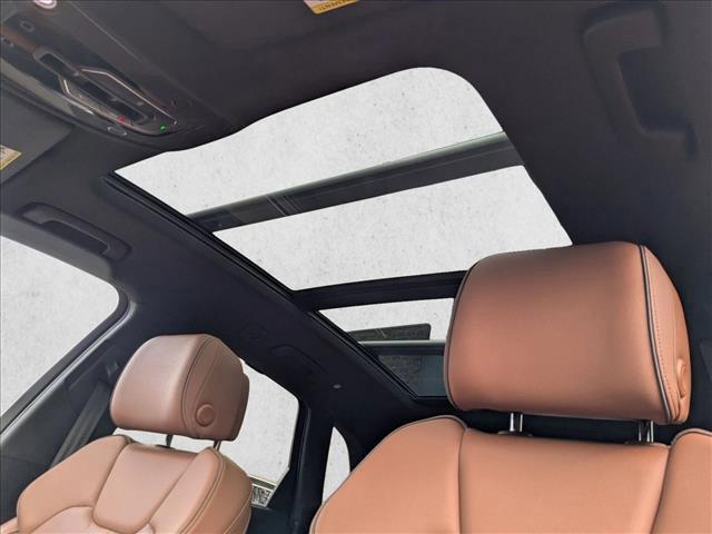 Photo of 2021 Manhattan Gray Metallic Audi Q5