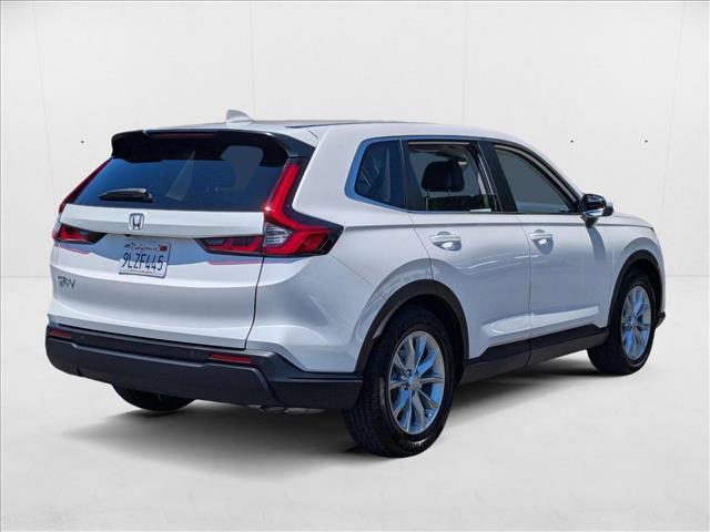 Photo of 2024 Platinum White Pearl Honda CR-V