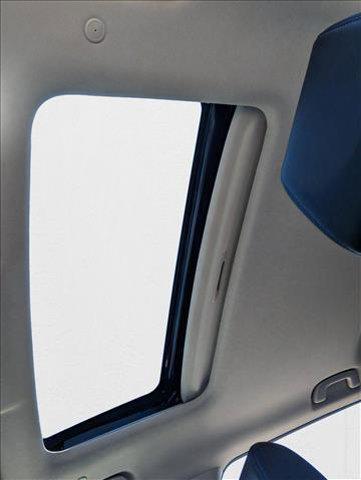 Photo of 2024 Platinum White Pearl Honda CR-V