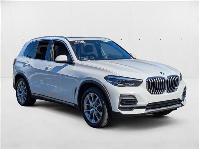 Photo of 2023 Alpine White BMW X5